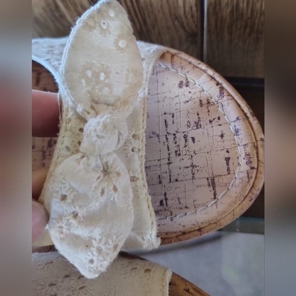 UnionBay Cork Wedge Sandals Size 9 - Picture 3 of 8